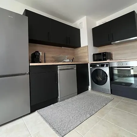 Le Catalina * Saint-Sébastien-sur-Loire