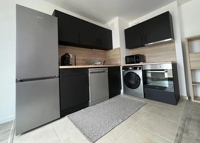 Le Catalina * Saint-Sébastien-sur-Loire